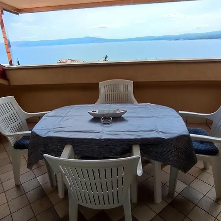 In Mit Schoener Terrasse By Interhome * Crikvenica